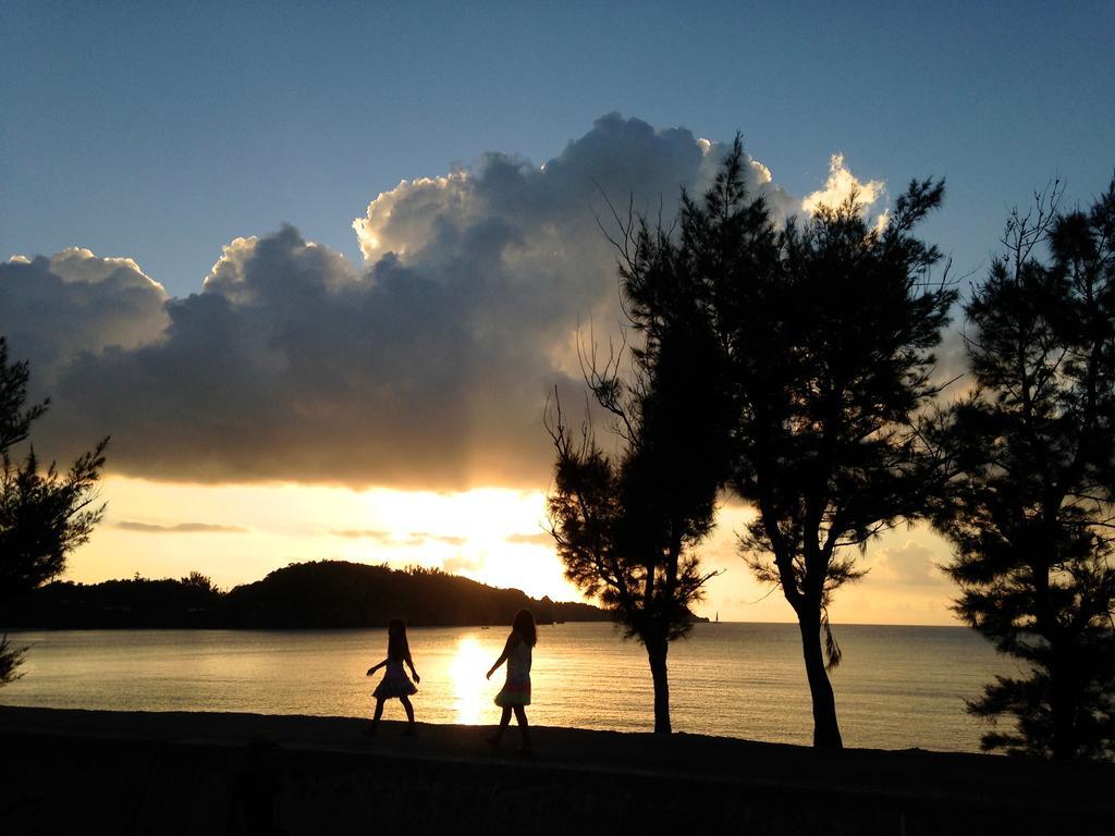 Guesthouse Ho Aloha Ishigaki  Exteriör bild
