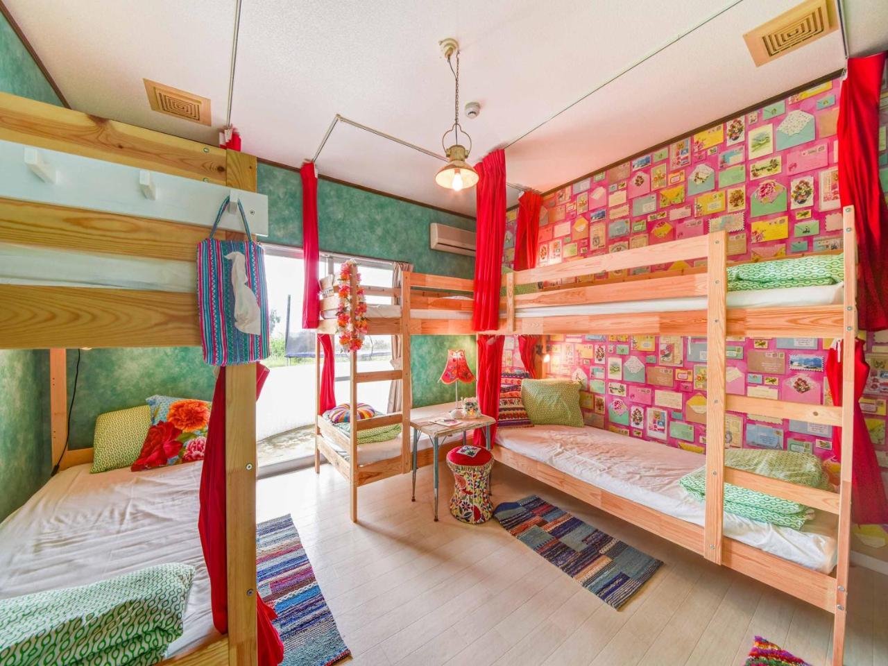 Guesthouse Ho Aloha Ishigaki  Exteriör bild