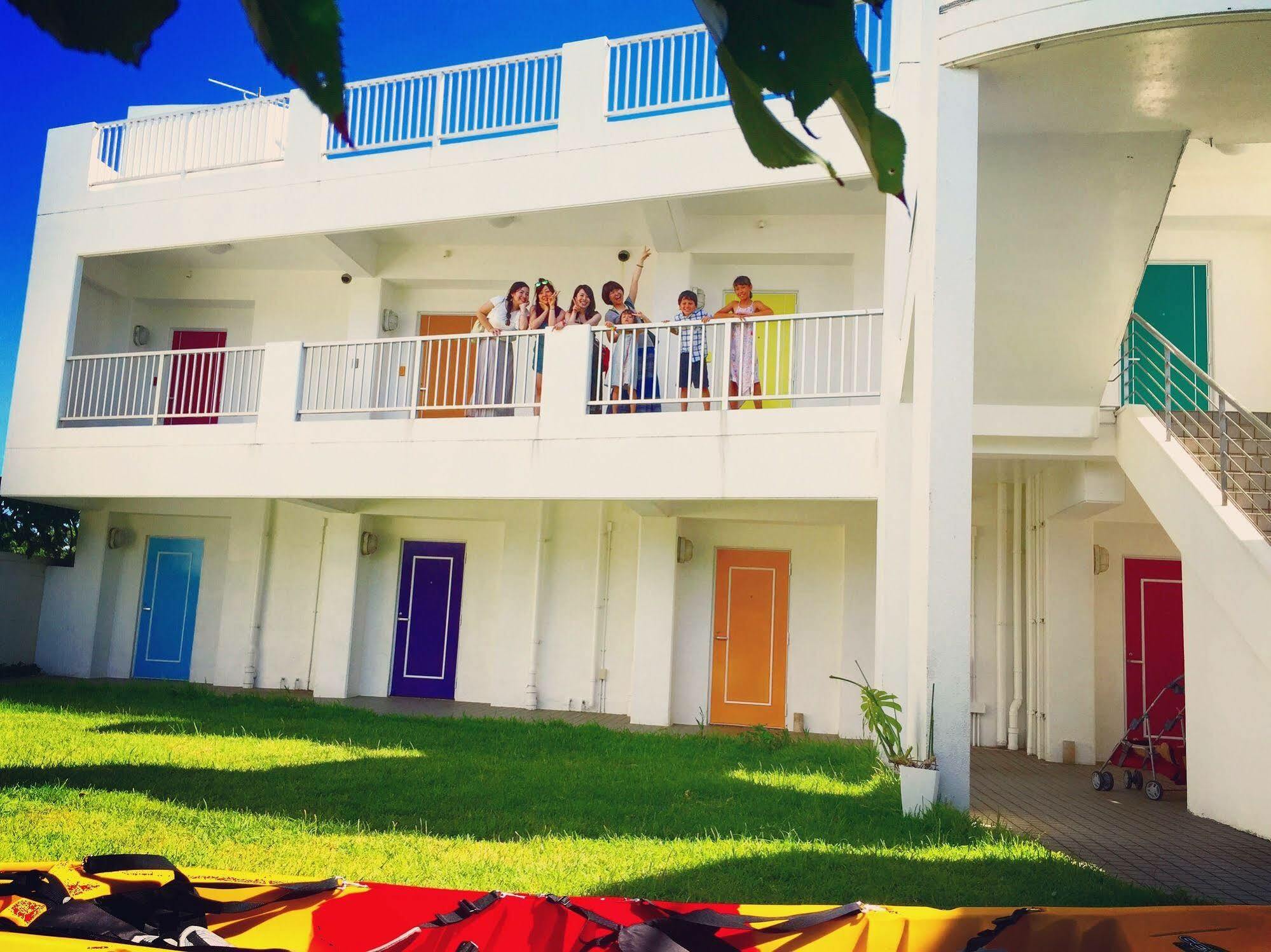 Guesthouse Ho Aloha Ishigaki  Exteriör bild